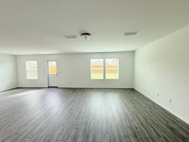 $2,600 | 1008 Clear Dusk Lane, Forney, TX 75126