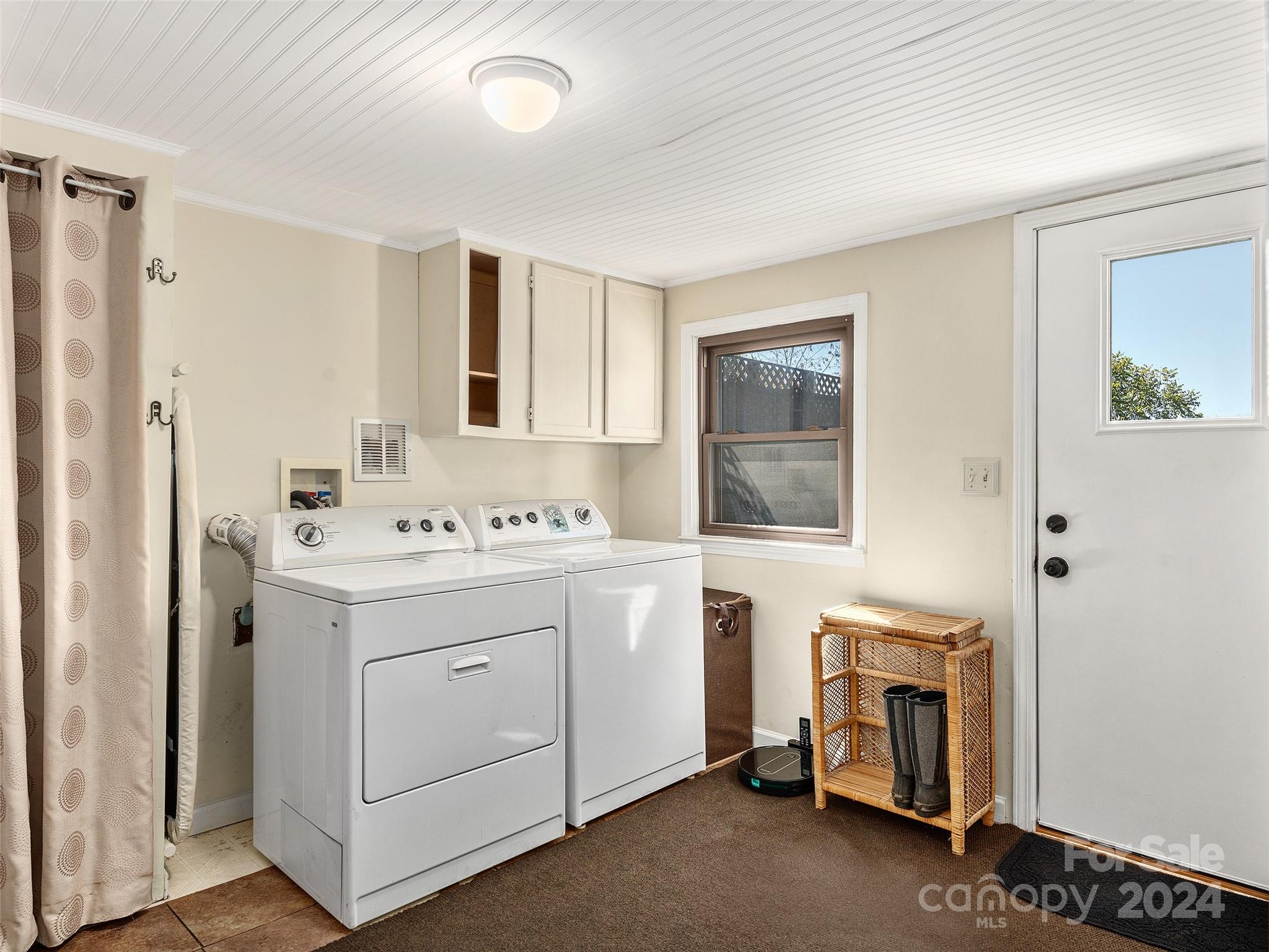 32 Church Road Asheville, NC 28804 - Photo 17 of 21 Gallery Image 17