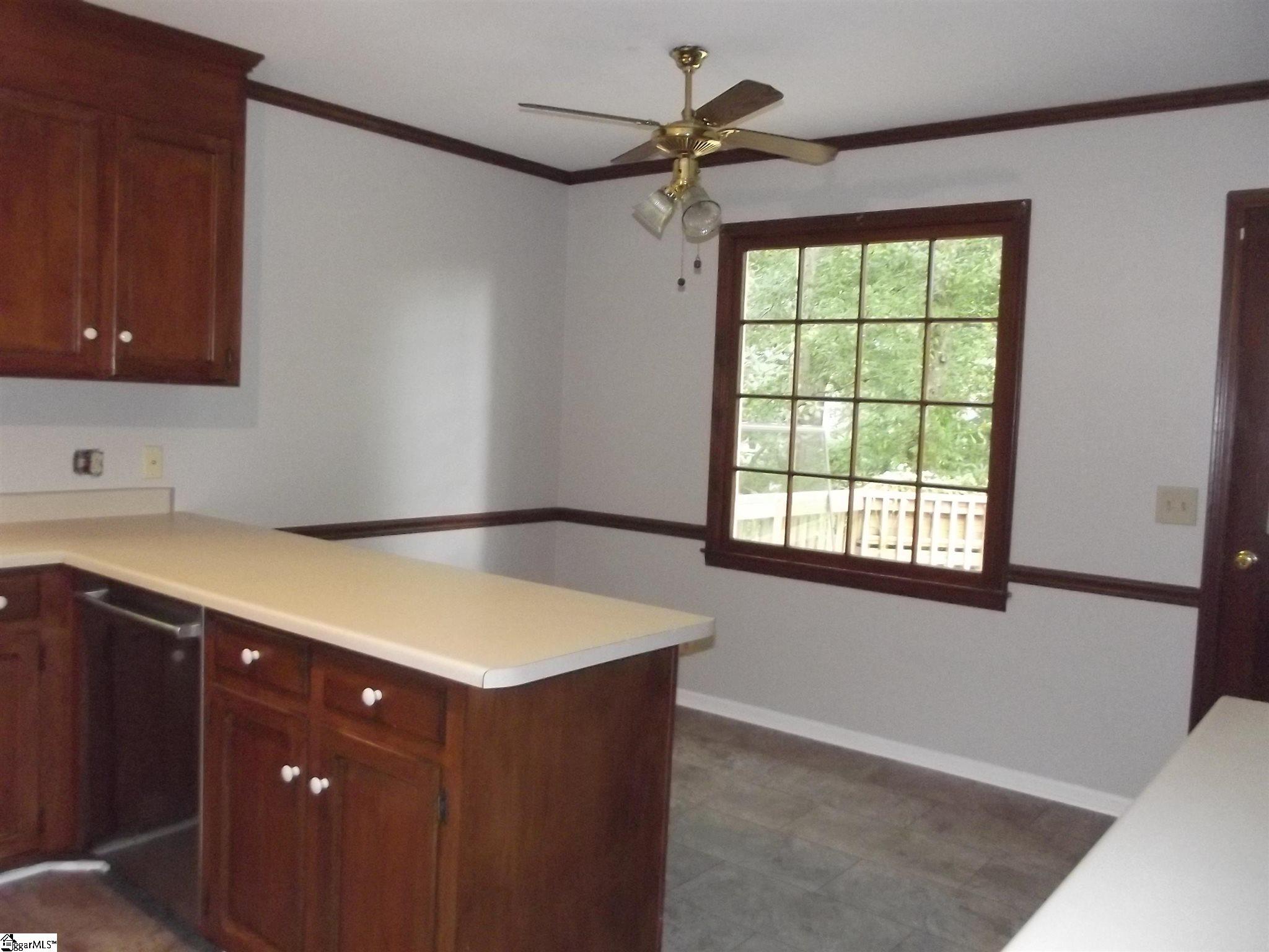 309 Cherry Hill Road Greenville, SC 29607 - Photo 11 of 36 Gallery Image 11