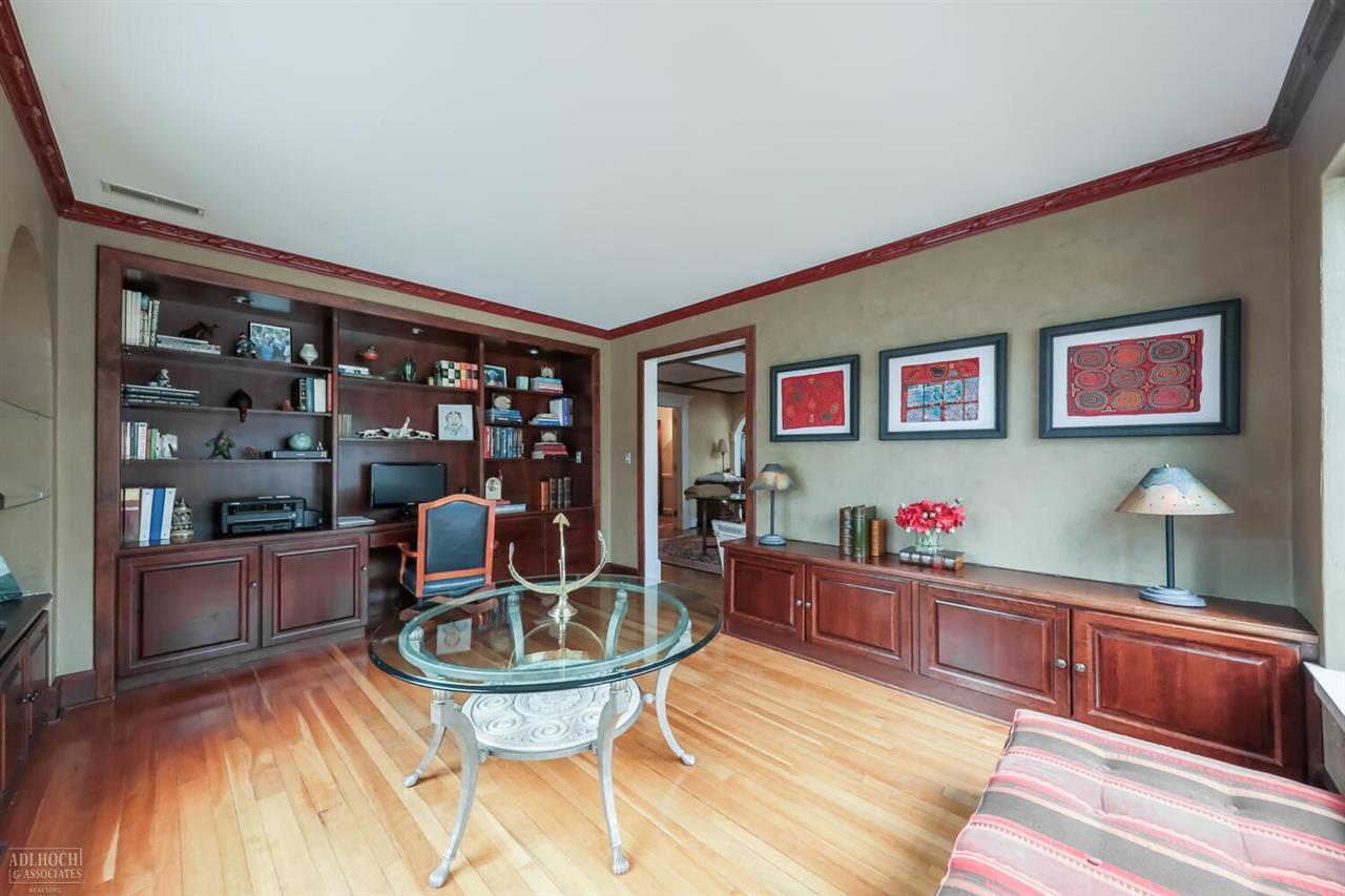 171 Cloverly Road Grosse Pointe Farms, MI 48236 - Photo 10 of 52