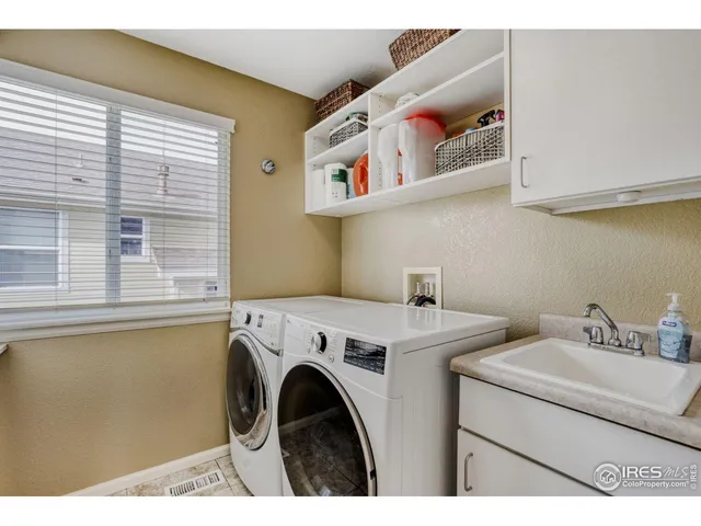 $899,900 | 4240 Red Deer Trail, Broomfield, CO 80020