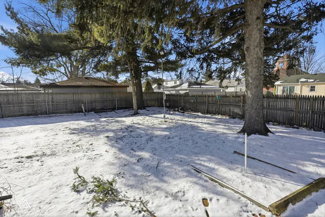 $257,999 | 10816 Princess Avenue, Chicago Ridge, IL 60415