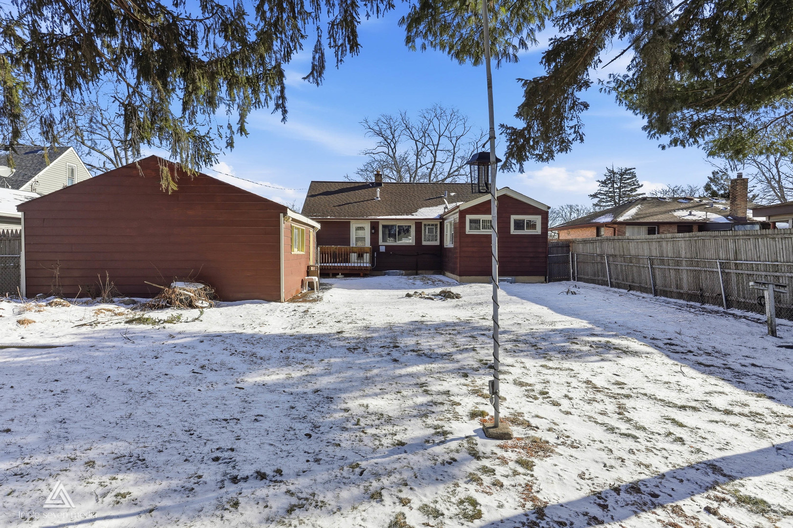 10816 Princess Avenue Chicago Ridge, IL 60415 - Photo 8 of 32