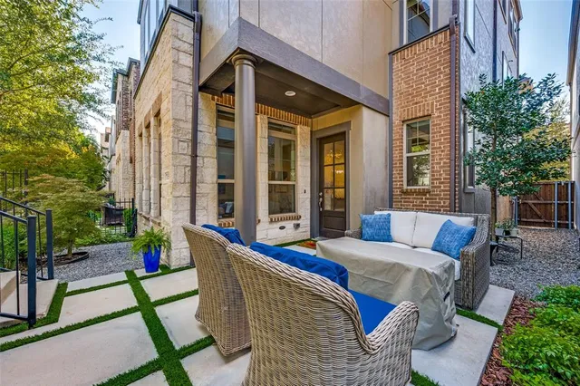 $695,000 | 7153 Copperleaf Drive, Dallas, TX 75231