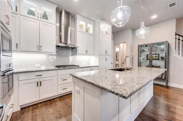 $695,000 | 7153 Copperleaf Drive, Dallas, TX 75231