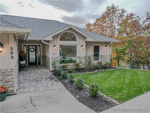 $1,899,000 | 353 Wedge Wood Drive, Camdenton, MO 65020