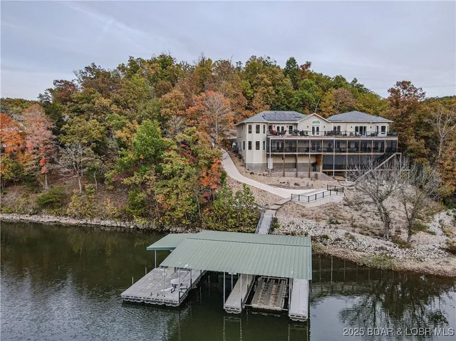 $1,899,000 | 353 Wedge Wood Drive, Camdenton, MO 65020