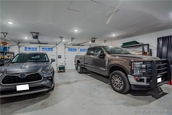 $1,899,000 | 353 Wedge Wood Drive, Camdenton, MO 65020