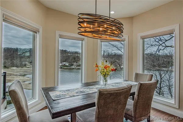 $1,899,000 | 353 Wedge Wood Drive, Camdenton, MO 65020