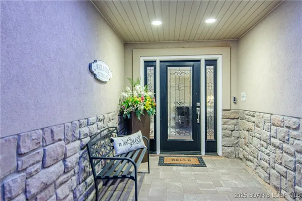 $1,899,000 | 353 Wedge Wood Drive, Camdenton, MO 65020