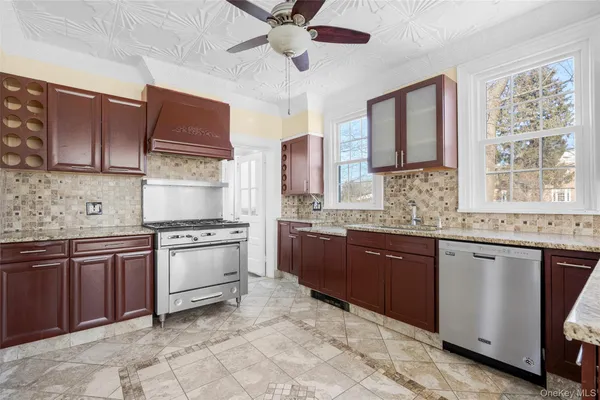 $10,500 | 1146 North Avenue, New Rochelle, NY 10804