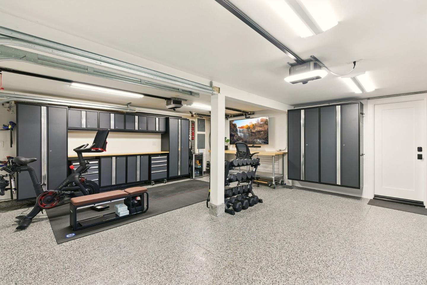 240 Bancroft Road Burlingame, CA 94010 - Photo 34 of 41 a room with gym equipment