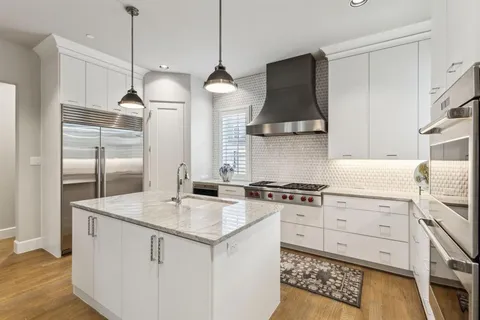 $1,950,000 | 9 Catalonia Drive, Westlake, TX 76262