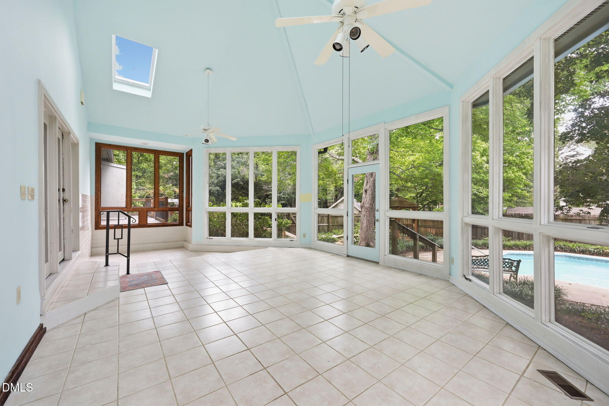 8704 Danbury Circle Raleigh, NC 27613 - Photo 25 of 70 31-web-or-mls-IMG_2696