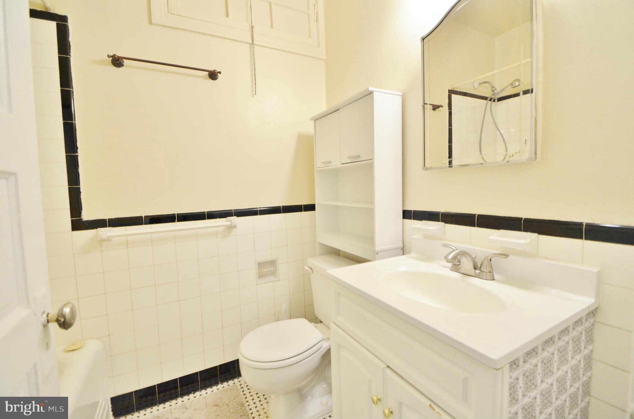 217 Adams Street Northeast, Unit 4 Washington, DC 20002 - Photo 8 of 19 Bath
