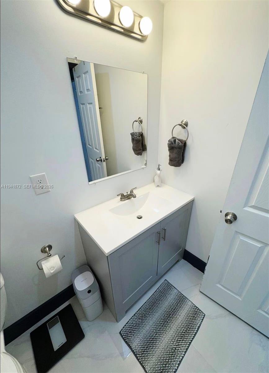 2915 Northwest 68th Street Miami, FL 33147 - Photo 19 of 43