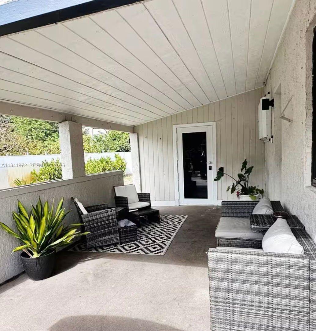 2915 Northwest 68th Street Miami, FL 33147 - Photo 39 of 43