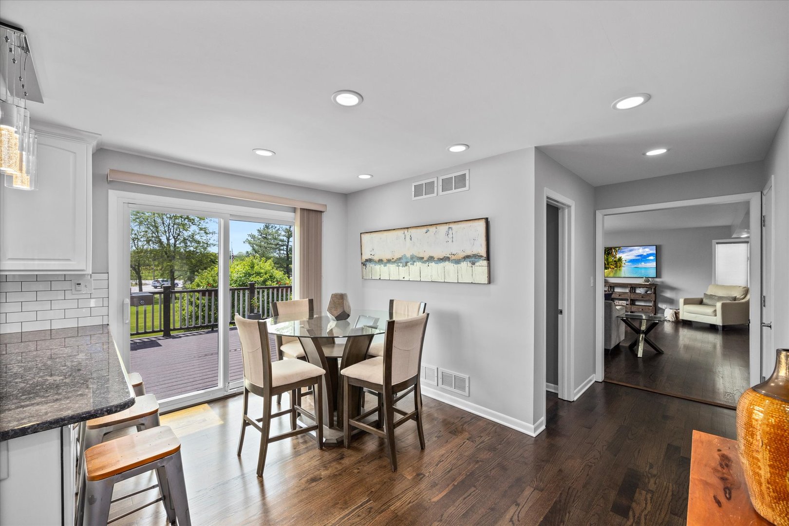7 Surrey Road Lemont, IL 60439 - Photo 8 of 36 Gallery Image 8