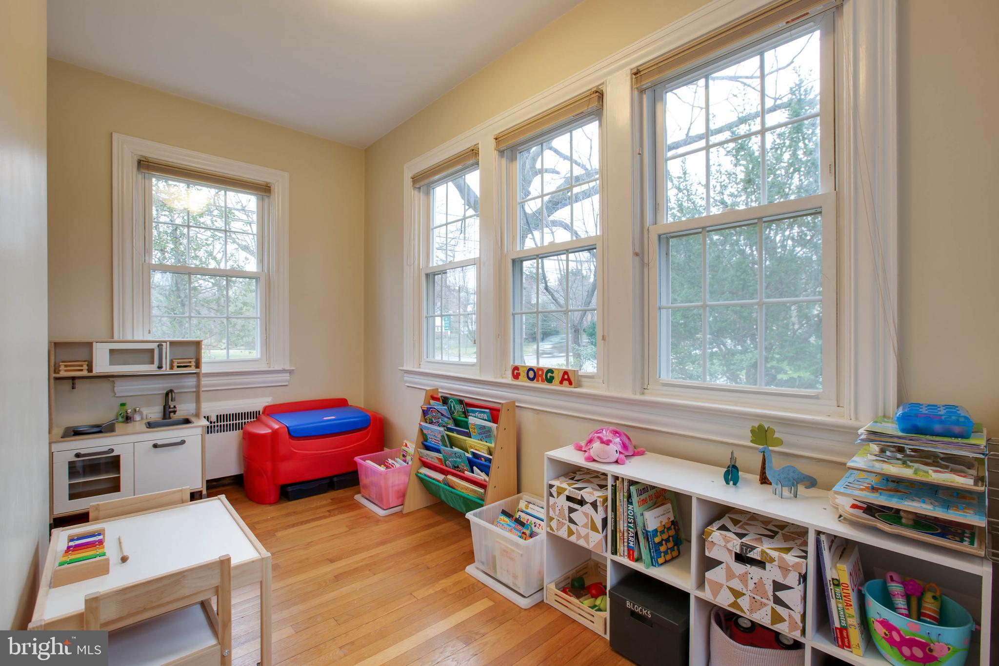 9200 Flower Avenue Silver Spring, MD 20901 - Photo 13 of 35 Additional room -Den/office/playroom