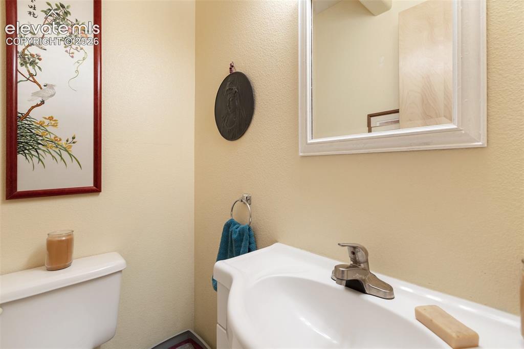 996 Spring Valley Drive Divide, CO 80814 - Photo 20 of 47 Main level 1/2 bath