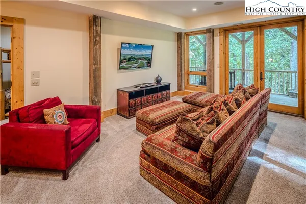 $2,500,000 | 161 Hump View Trail, Banner Elk, NC 28604