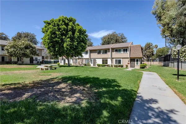 $385,000 | 3485 Columbia Avenue, Riverside, CA 92501