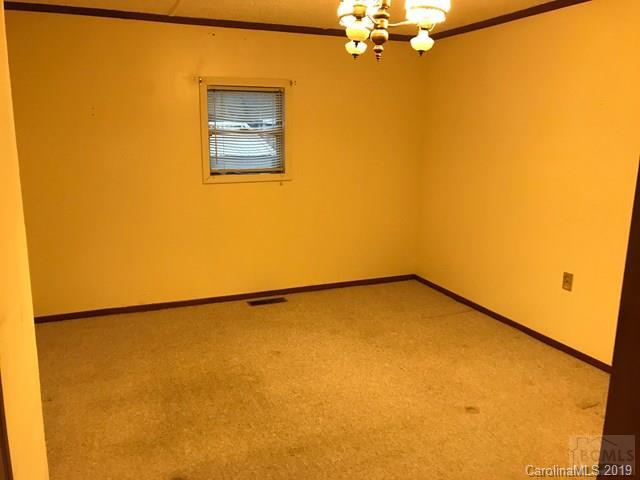 3372 Dean Road Morganton, NC 28655 - Photo 9 of 24 Gallery Image 9
