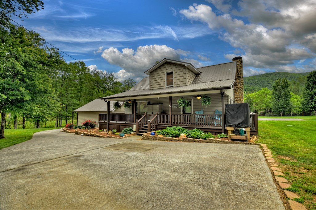 1956 Devils Den Road Epworth, GA 30541 - Photo 6 of 84