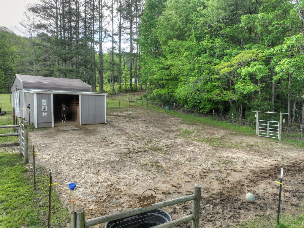 1956 Devils Den Road Epworth, GA 30541 - Photo 76 of 84