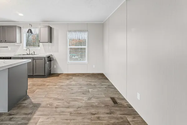 $165,000 | 20100 Diamond Springs Road, Carlyle, IL 62231