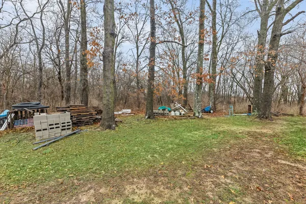 $165,000 | 20100 Diamond Springs Road, Carlyle, IL 62231