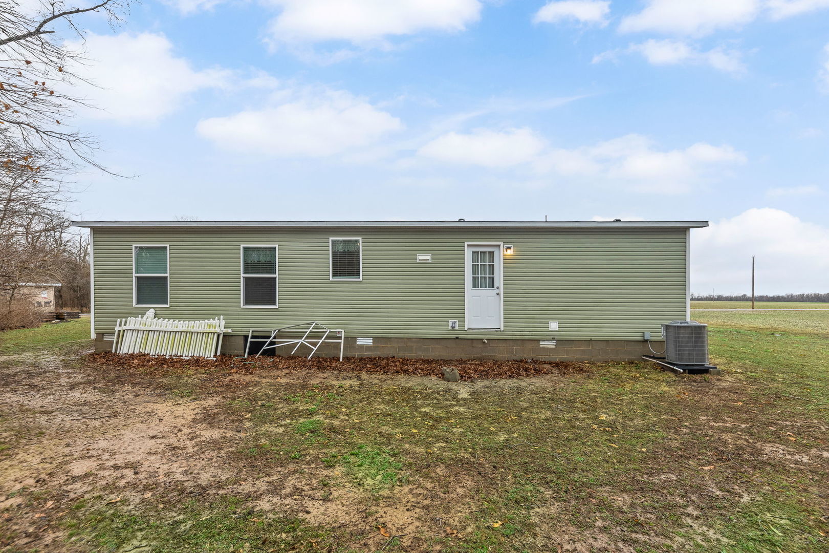 20100 Diamond Springs Road Carlyle, IL 62231 - Photo 7 of 41