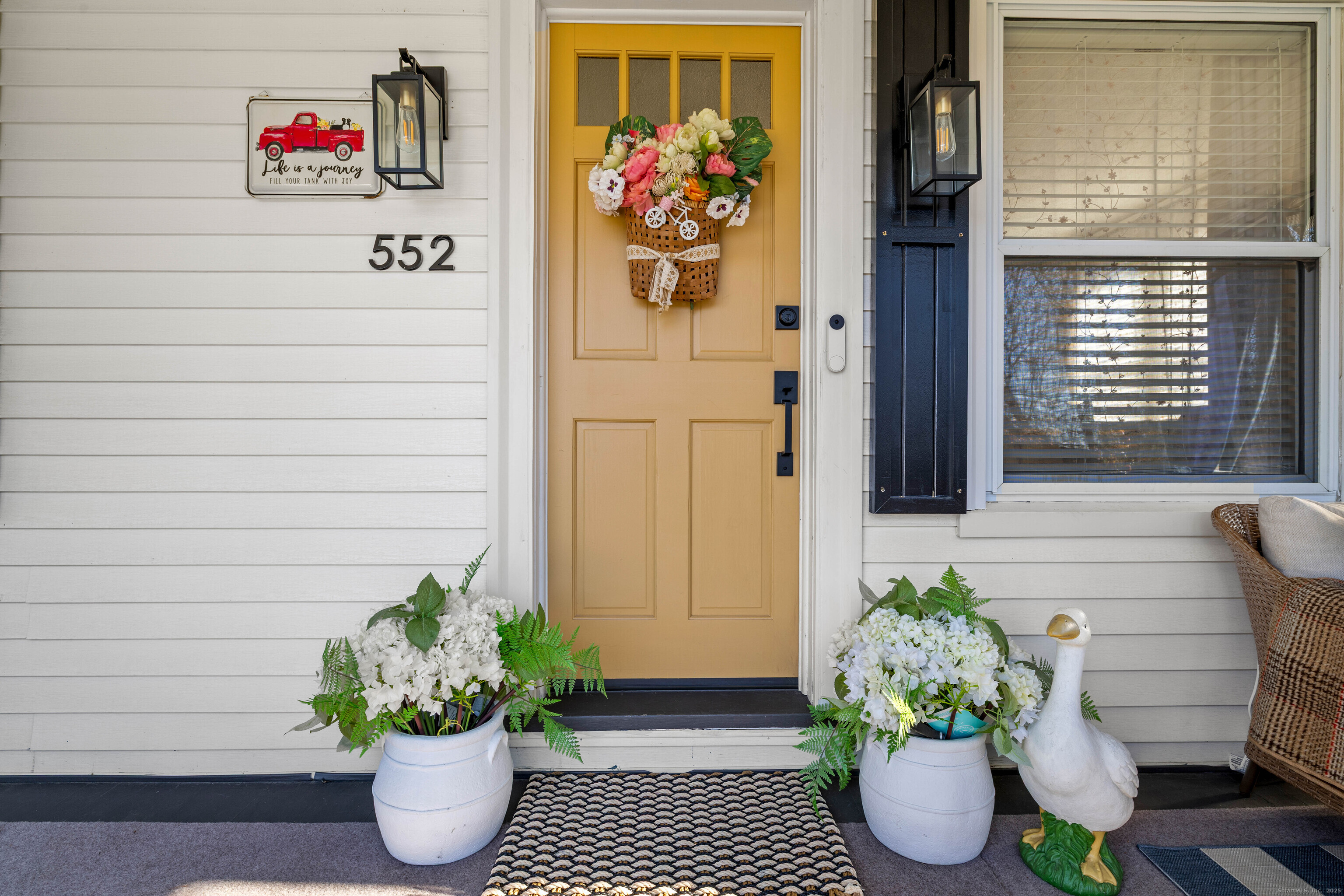 552 Laurel Hill Road Norwich, CT 06360 - Photo 2 of 40