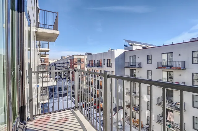 $806,060 | 921 Madison Street, Unit 503, Hoboken, NJ 07030