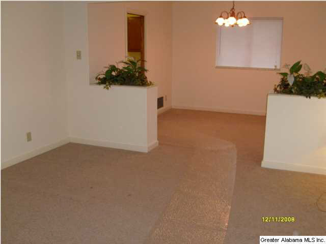505 Ridgewood Avenue Fairfield, AL 35064 - Photo 9 of 12