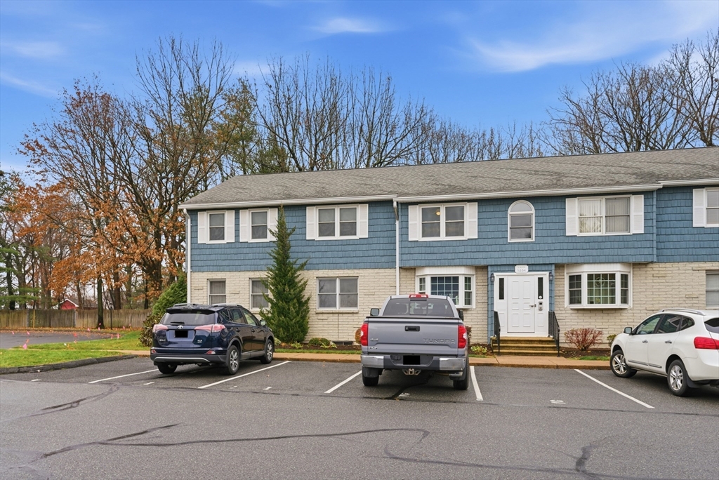 200 Lambert Terrace, Unit 2 Chicopee, MA 01020 - Photo 3 of 42