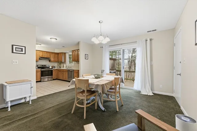 $259,900 | 200 Lambert Terrace, Unit 2, Chicopee, MA 01020