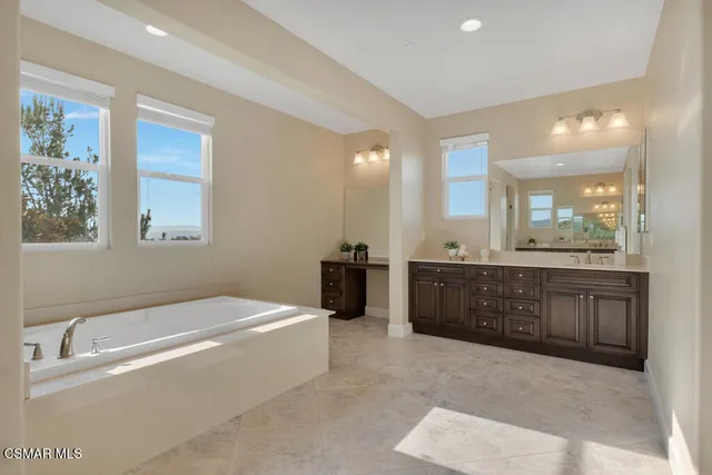 $1,799,000 | 6894 Coppercreek Place, Moorpark, CA 93021