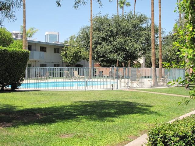 357 East Thomas Road, Unit 203 Phoenix, AZ 85012 - Photo 3 of 19 3