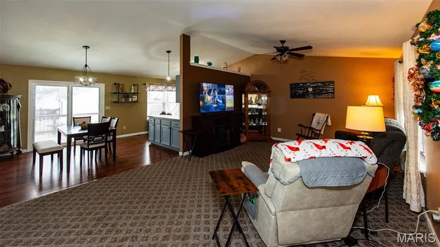 $350,000 | 2006 Clark Drive, Washington, MO 63090