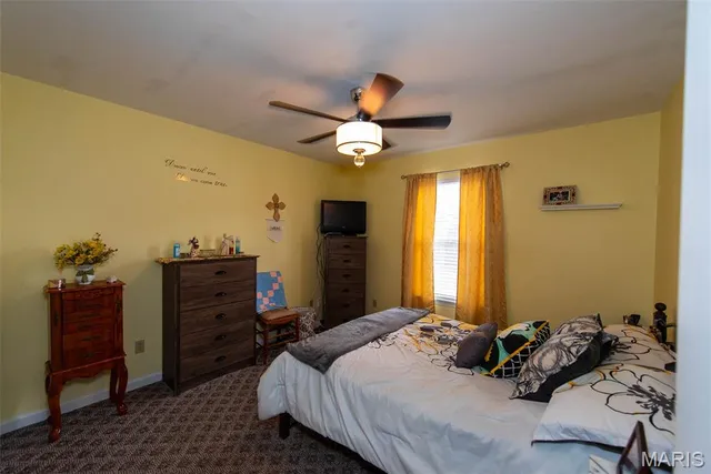 $350,000 | 2006 Clark Drive, Washington, MO 63090