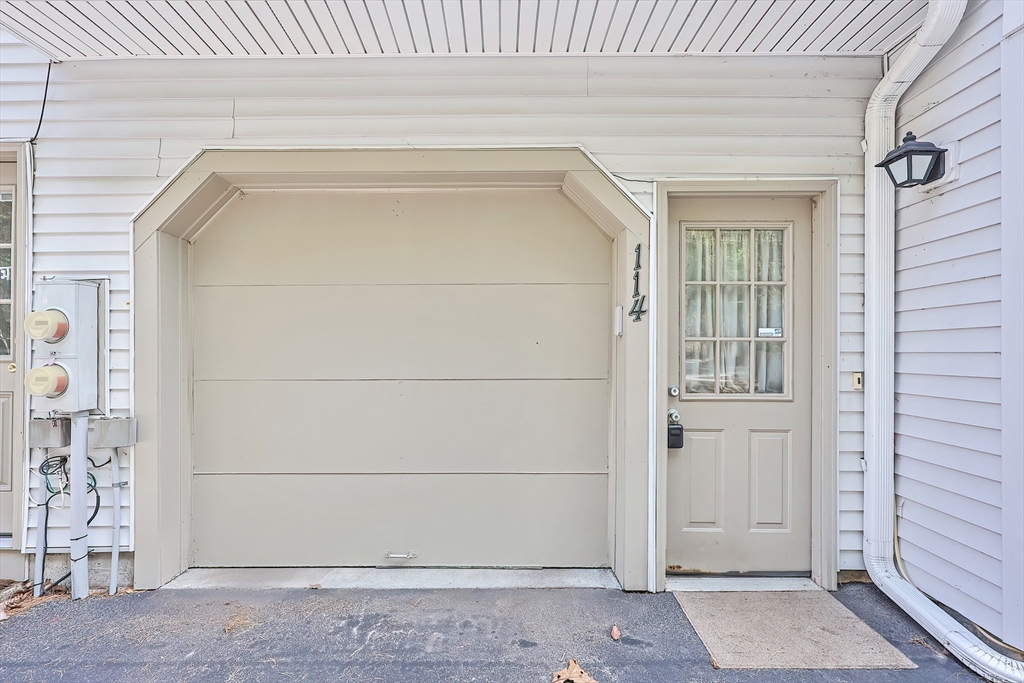 114 Captain Eames Circle, Unit 114 Ashland, MA 01721 - Photo 2 of 34