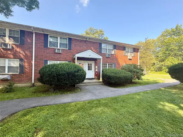 $209,000 | 5 Wildwood Drive, Unit 8B, Wappingers Falls, NY 12590