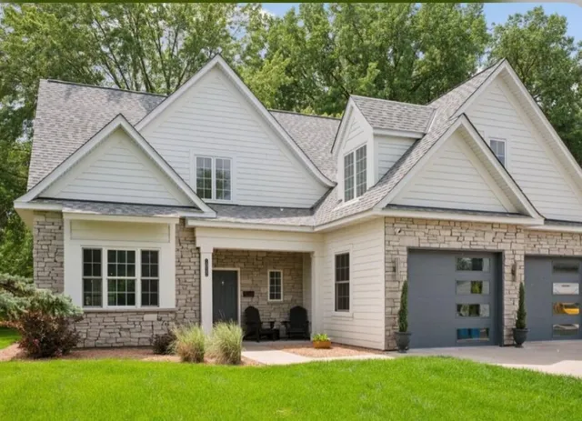 $8,995 | 1032 Gardner Street East, Wayzata, MN 55391