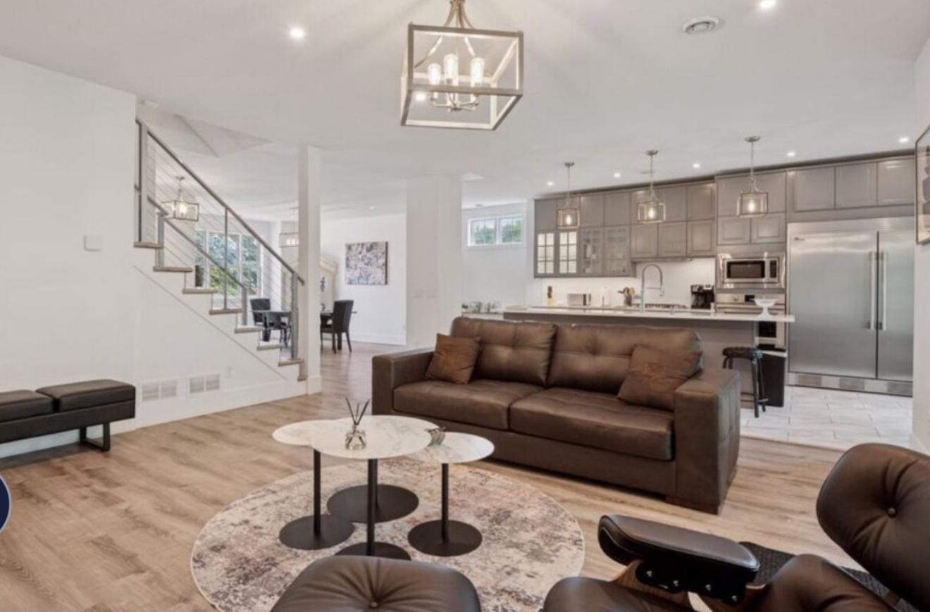 1032 Gardner Street East Wayzata, MN 55391 - Photo 6 of 8