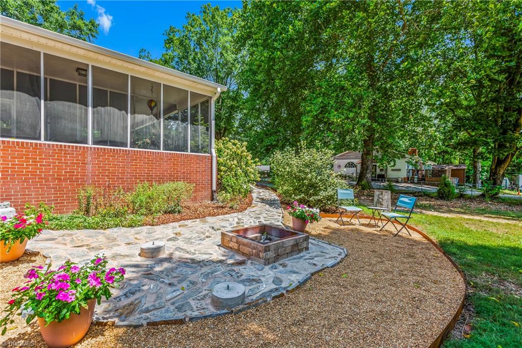 541 Robbins Road Winston-Salem, NC 27107 - Photo 27 of 37 Gallery Image 27