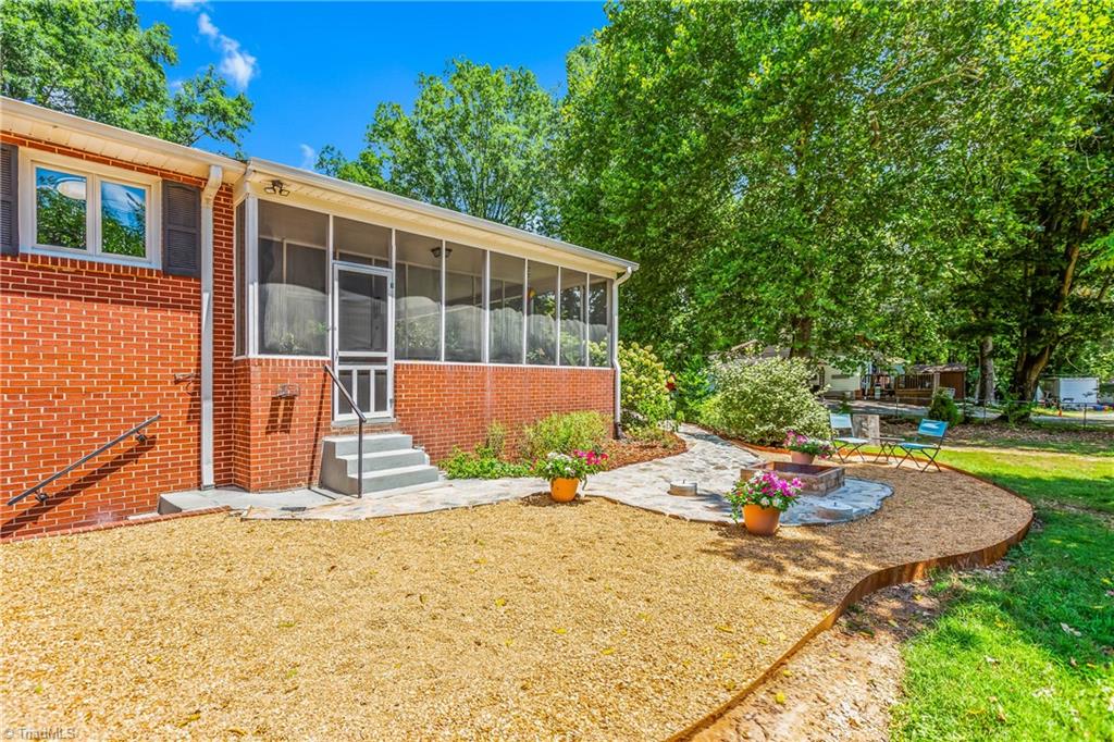 541 Robbins Road Winston-Salem, NC 27107 - Photo 28 of 37 Gallery Image 28