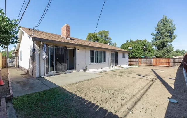 $388,000 | 4901 McGlashan Street, Sacramento, CA 95820