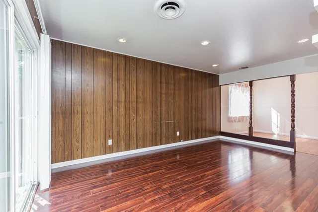 $388,000 | 4901 McGlashan Street, Sacramento, CA 95820