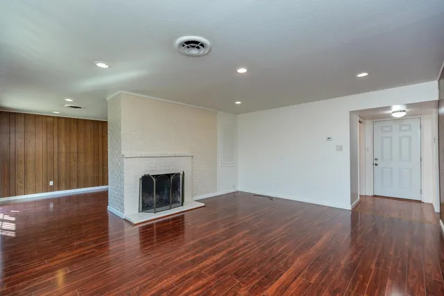 $388,000 | 4901 McGlashan Street, Sacramento, CA 95820